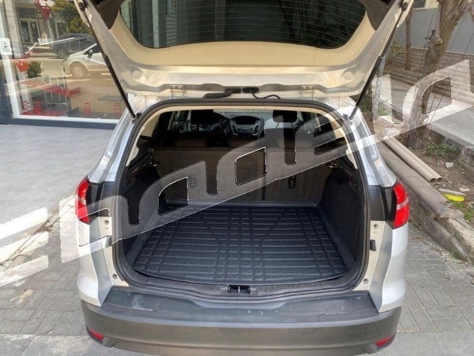 Ford Focus SW 2011-2018 Siyah 3D Kauçuk Kokusuz Bagaj Havuzu
