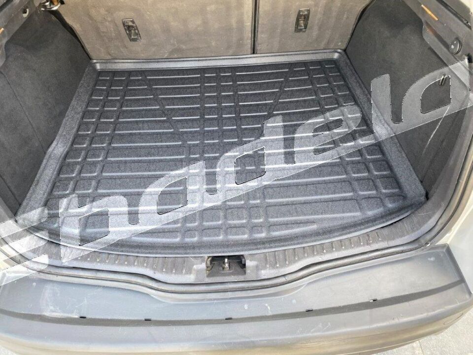 Ford Focus SW 2011-2018 Siyah 3D Kauçuk Kokusuz Bagaj Havuzu