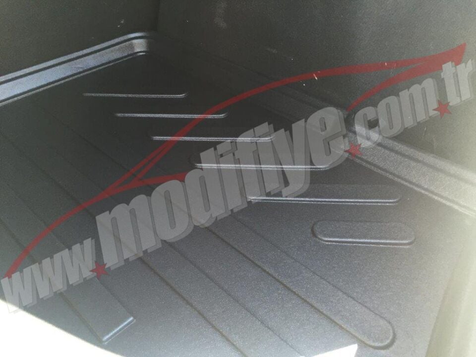 Ford Focus Hatchback 2011-2018 Siyah 3D Kauçuk Kokusuz Bagaj Havuzu