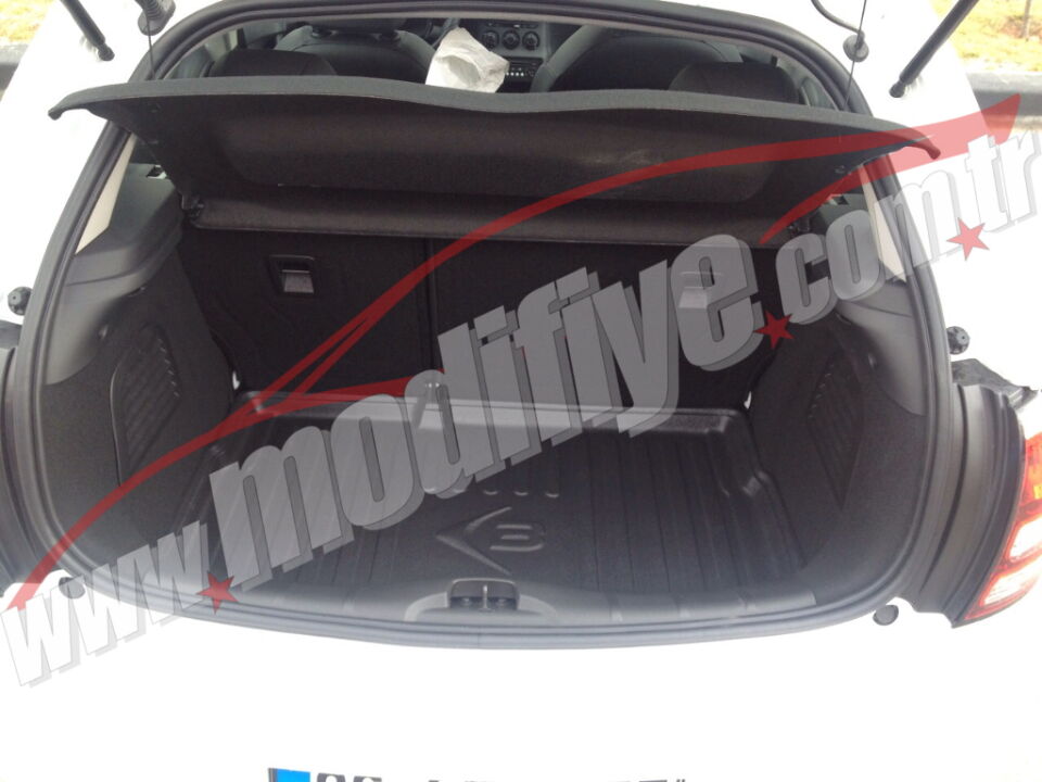 Citroën C3 Hatchback 2010-2017 Siyah 3D Kauçuk Kokusuz Bagaj Havuzu
