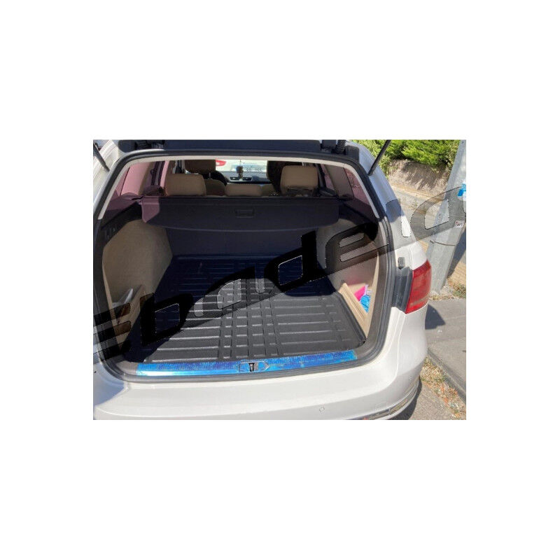 Volkswagen Passat B7 Variant 2011-2014 Siyah 3D Kauçuk Kokusuz Bagaj Havuzu