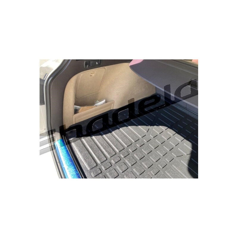 Volkswagen Passat B7 Variant 2011-2014 Siyah 3D Kauçuk Kokusuz Bagaj Havuzu