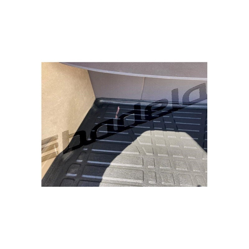 Volkswagen Passat B7 Variant 2011-2014 Siyah 3D Kauçuk Kokusuz Bagaj Havuzu
