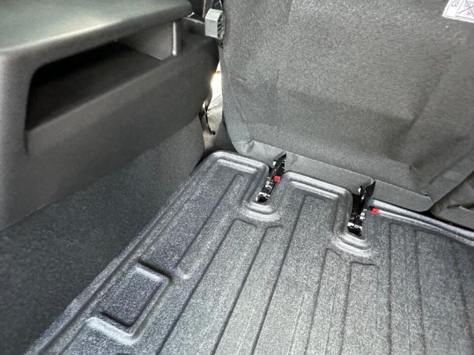 Dacia Jogger 7 Koltuk 2022-2026 Siyah 3D Kauçuk Kokusuz Bagaj Havuzu
