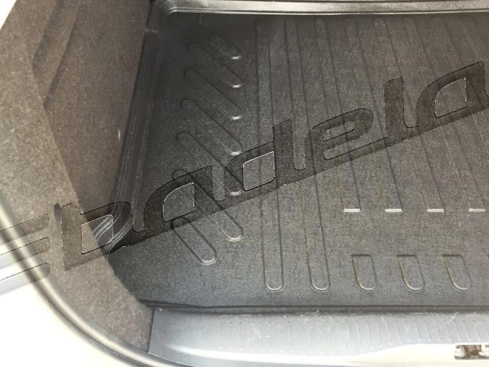 Renault Scenic 5 Koltuk 2012-2016 Siyah 3D Kauçuk Kokusuz Bagaj Havuzu