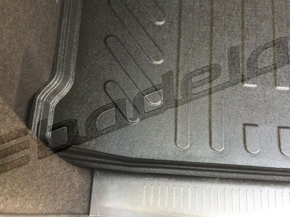 Renault Scenic 5 Koltuk 2012-2016 Siyah 3D Kauçuk Kokusuz Bagaj Havuzu