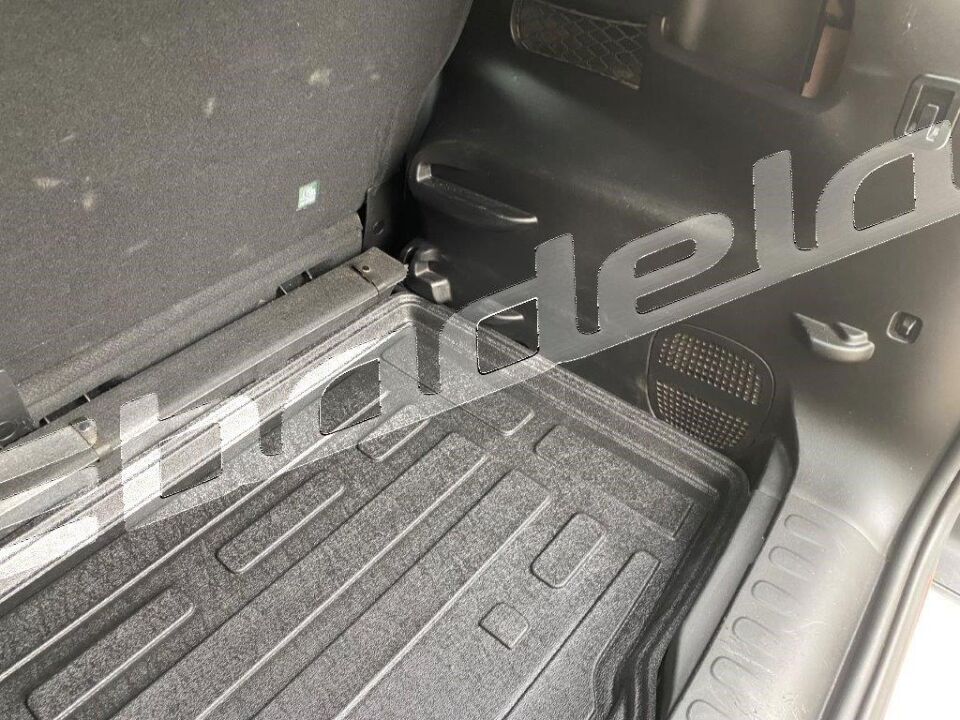 Fiat 500L 2013-2021 Siyah 3D Kauçuk Kokusuz Bagaj Havuzu