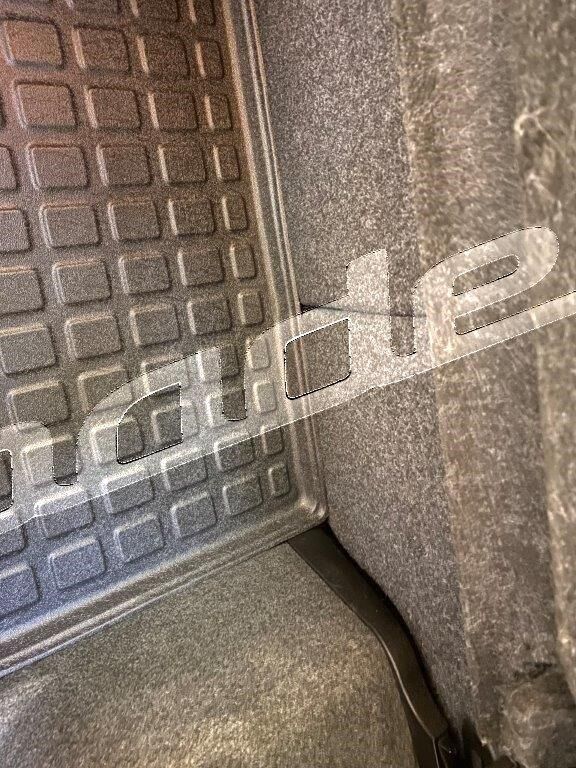 Fiat Grande Punto 2006-2018 Siyah 3D Kauçuk Kokusuz Bagaj Havuzu