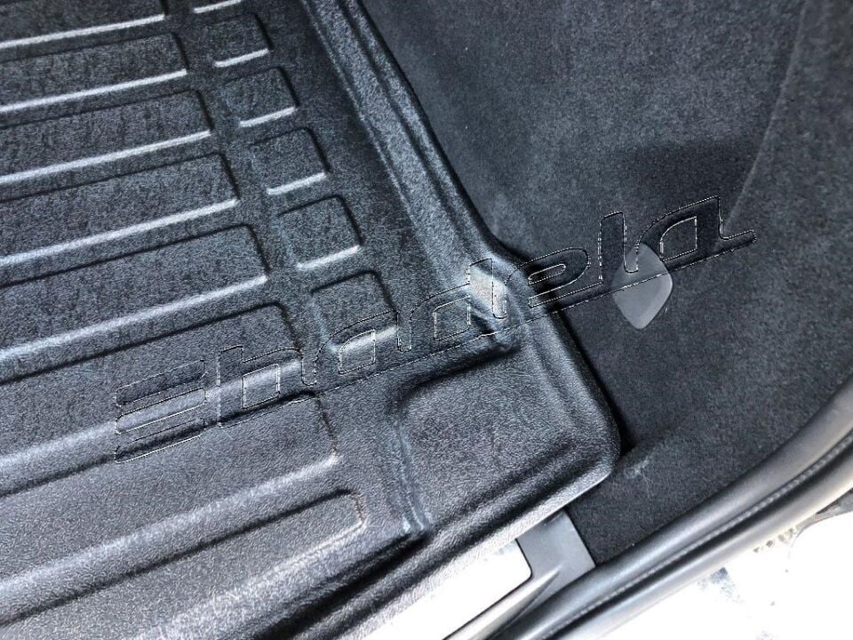Volvo XC60 2017-2025 Siyah 3D Kauçuk Kokusuz Bagaj Havuzu