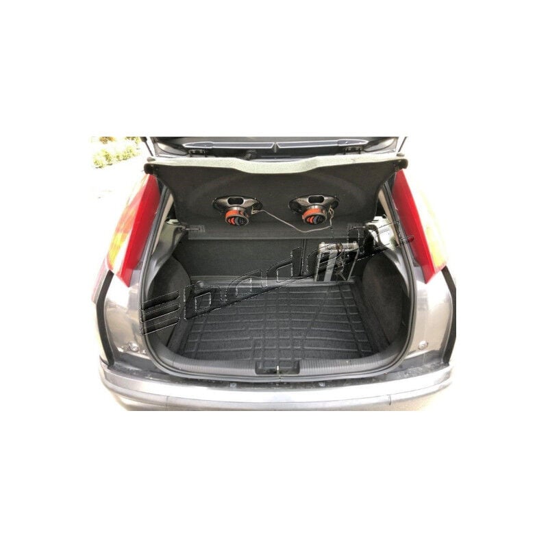 Ford Focus Hatchback 1998-2004 Siyah 3D Kauçuk Kokusuz Bagaj Havuzu