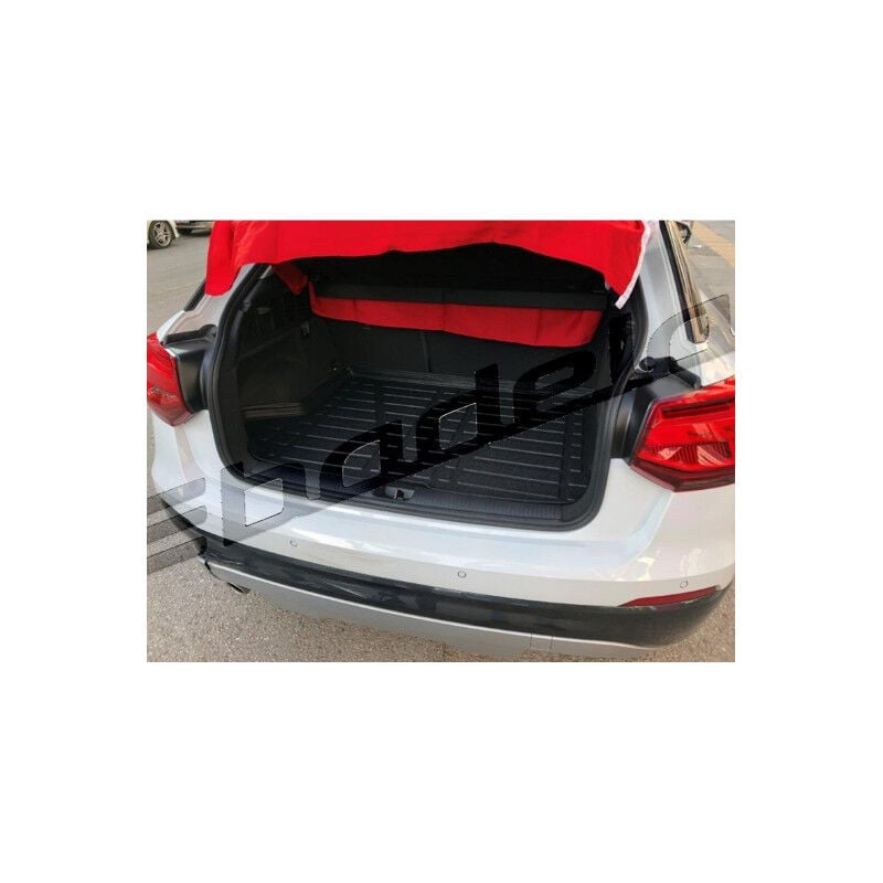Audi Q2 2016-2025 Siyah 3D Kauçuk Kokusuz Bagaj Havuzu