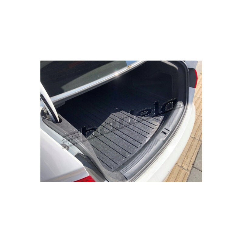 Audi A4 Sedan 2008-2015 Siyah 3D Kauçuk Kokusuz Bagaj Havuzu