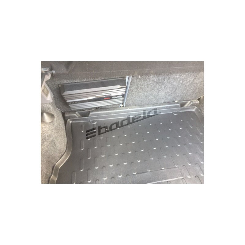 Renault Clio 2 Hatchback 1999-2008 Siyah 3D Kauçuk Kokusuz Bagaj Havuzu