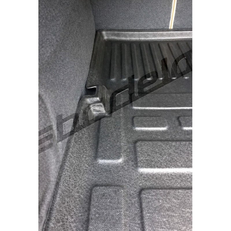Audi A6 Sedan 2011-2018 Siyah 3D Kauçuk Kokusuz Bagaj Havuzu
