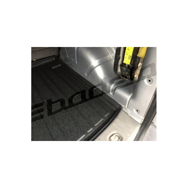 Volkswagen Caddy 2005-2009 Siyah 3D Kauçuk Kokusuz Bagaj Havuzu