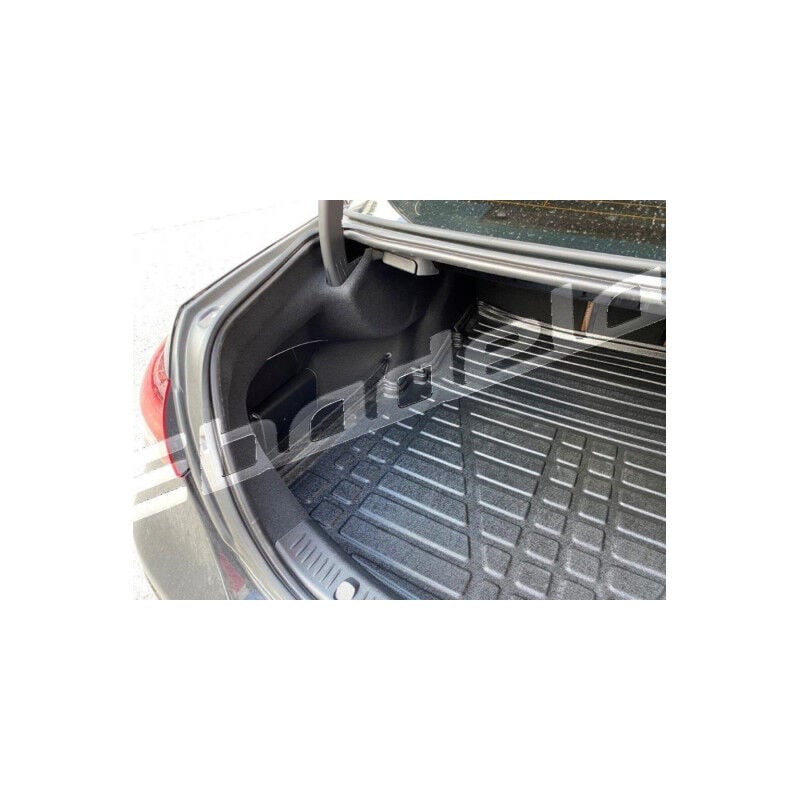 Mercedes E Serisi W213 2020-2023 Siyah 3D Kauçuk Kokusuz Bagaj Havuzu