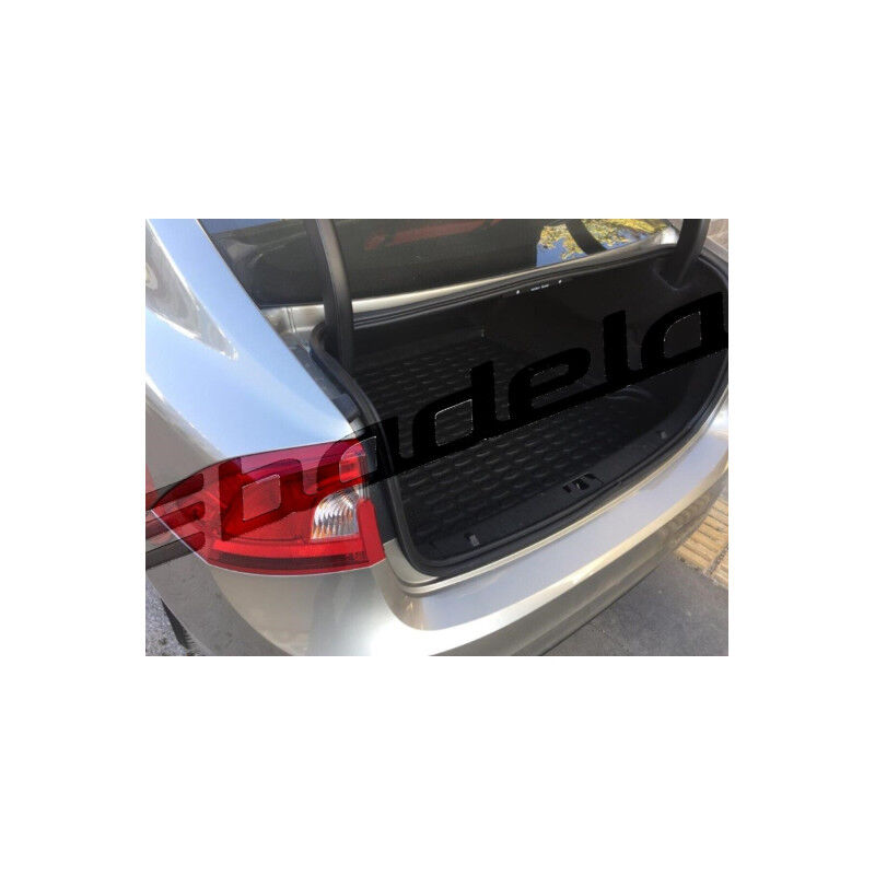 Volvo S60 Sedan 2011-2018 Siyah 3D Kauçuk Kokusuz Bagaj Havuzu