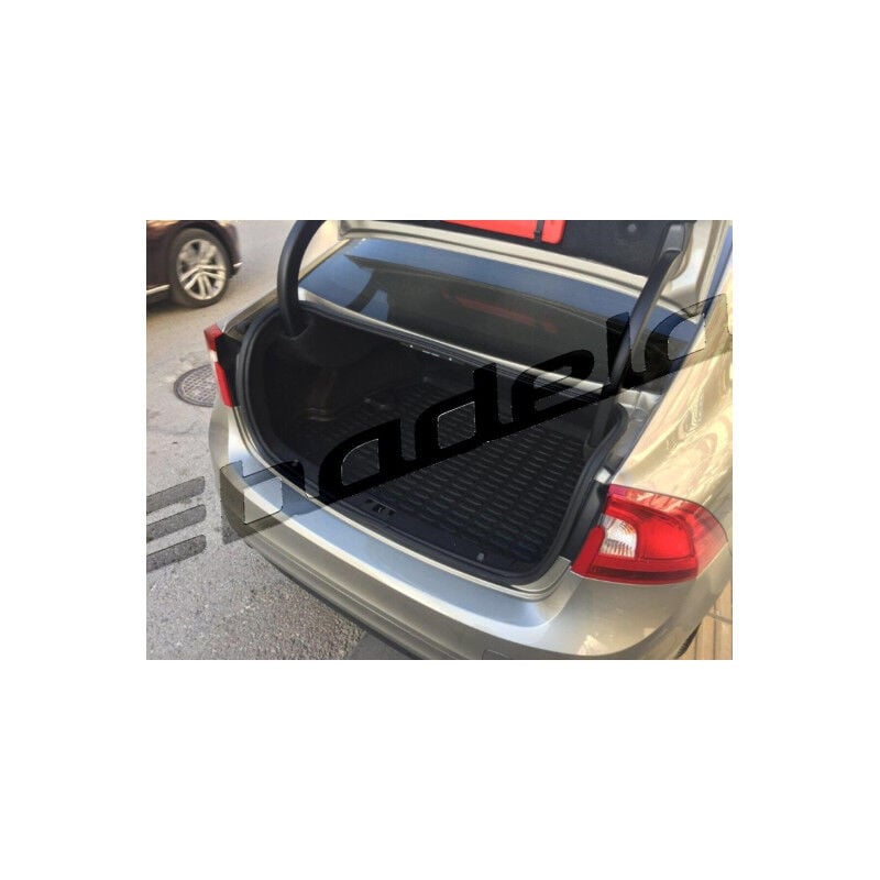 Volvo S60 Sedan 2011-2018 Siyah 3D Kauçuk Kokusuz Bagaj Havuzu