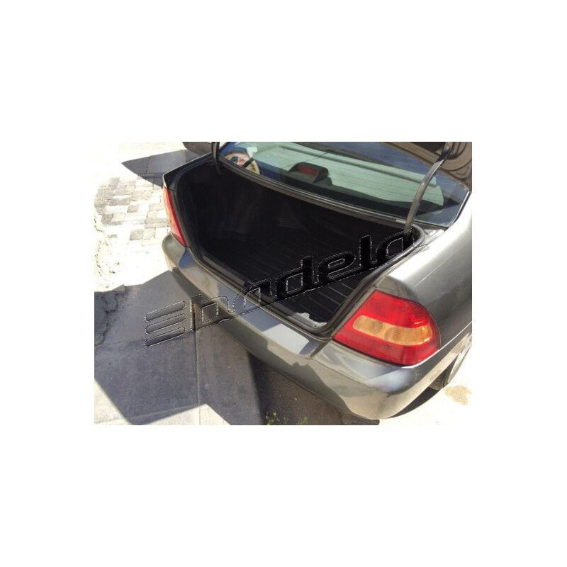 Toyota Corolla Sedan 2003-2007 Siyah 3D Kauçuk Kokusuz Bagaj Havuzu