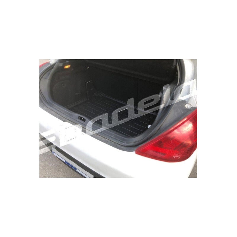 Peugeot 308 Hatchback 2008-2013 Siyah 3D Kauçuk Kokusuz Bagaj Havuzu