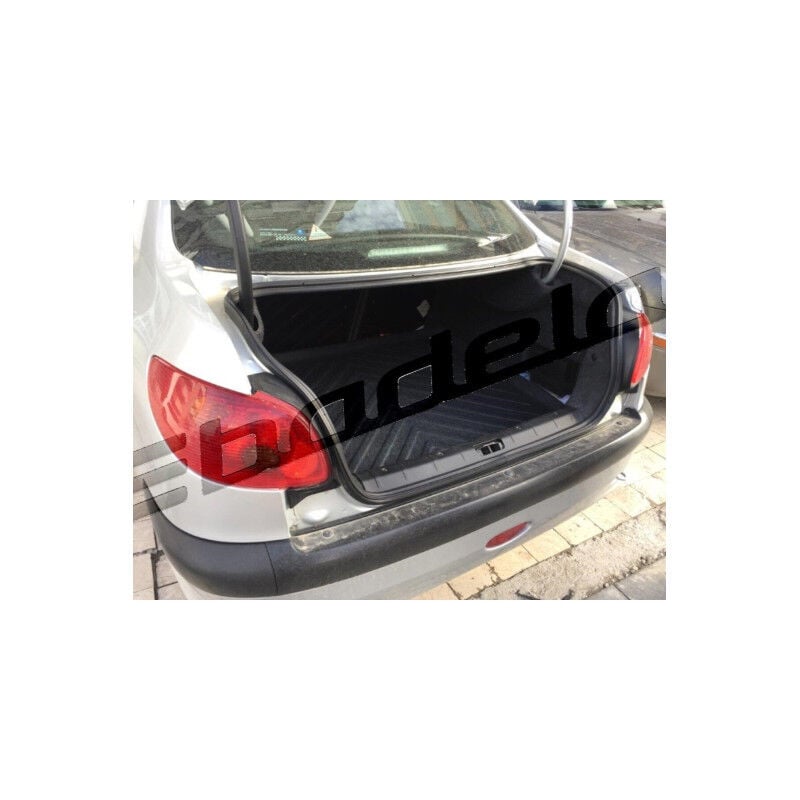 Peugeot 206 Sedan 2007-2015 Siyah 3D Kauçuk Kokusuz Bagaj Havuzu