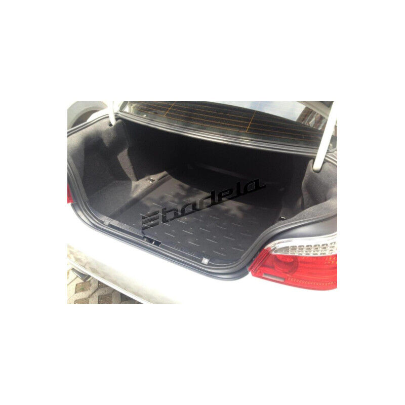 BMW 5 Serisi Sedan 2003-2010 Siyah 3D Kauçuk Kokusuz Bagaj Havuzu