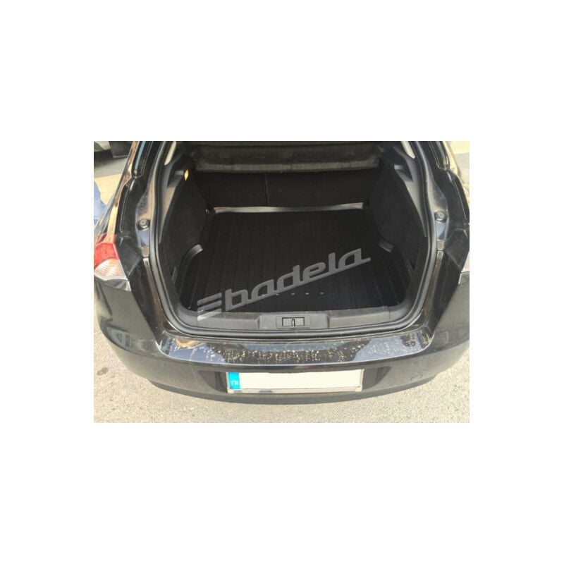 Renault Laguna 2008-2015 Siyah 3D Kauçuk Kokusuz Bagaj Havuzu