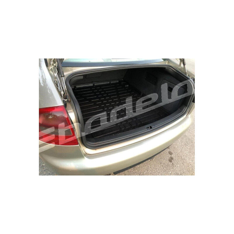 Audi A6 Sedan 1998-2004 Siyah 3D Kauçuk Kokusuz Bagaj Havuzu