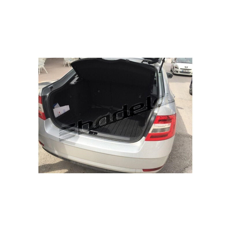 Skoda Octavia Sedan 2013-2020 Siyah 3D Kauçuk Kokusuz Bagaj Havuzu
