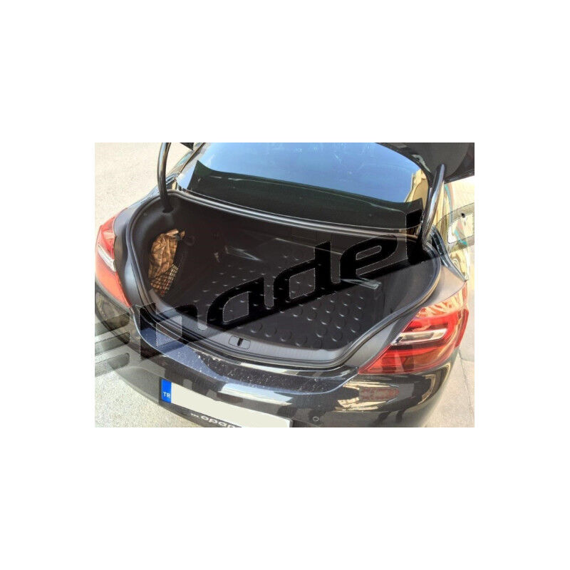 Opel Insignia 2009-2017 Siyah 3D Kauçuk Kokusuz Bagaj Havuzu