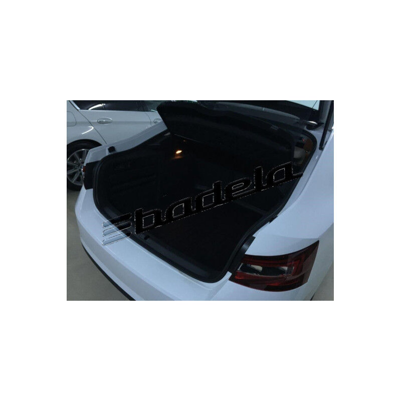 Skoda Superb Sedan 2015-2023 Siyah 3D Kauçuk Kokusuz Bagaj Havuzu