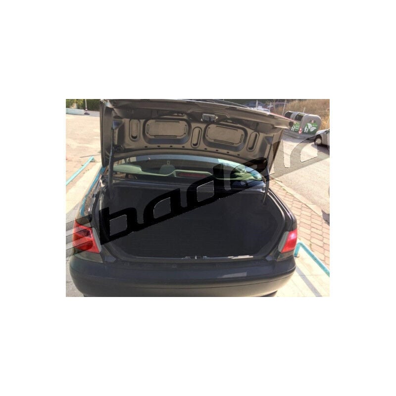 Fiat Albea Sedan 2002-2015 Siyah 3D Kauçuk Kokusuz Bagaj Havuzu