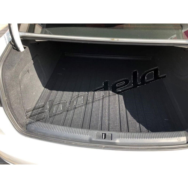 Badela Audi A4 B6 B7 8E Sedan 2001-2007 Siyah 3D Kauçuk Kokusuz Bagaj Havuzu