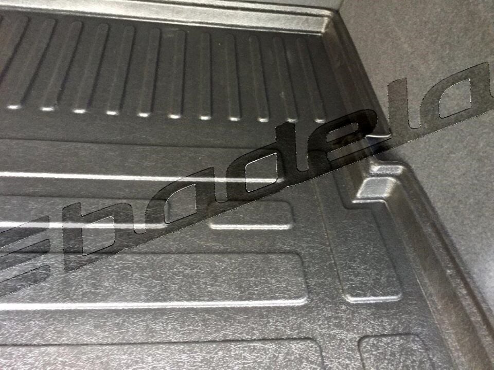 Audi A8 2010-2017 Siyah Bagaj Havuzu Araca Özel Tam Uyumlu Tam Koruma