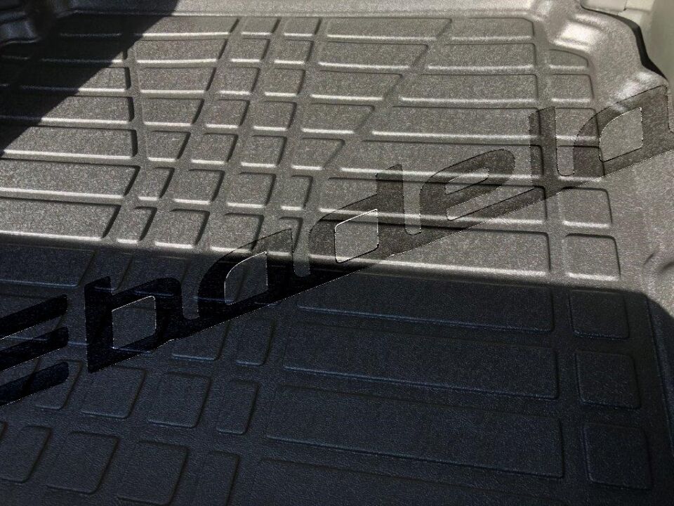 Opel Crossland 2017-2022 Siyah 3D Kauçuk Kokusuz Bagaj Havuzu