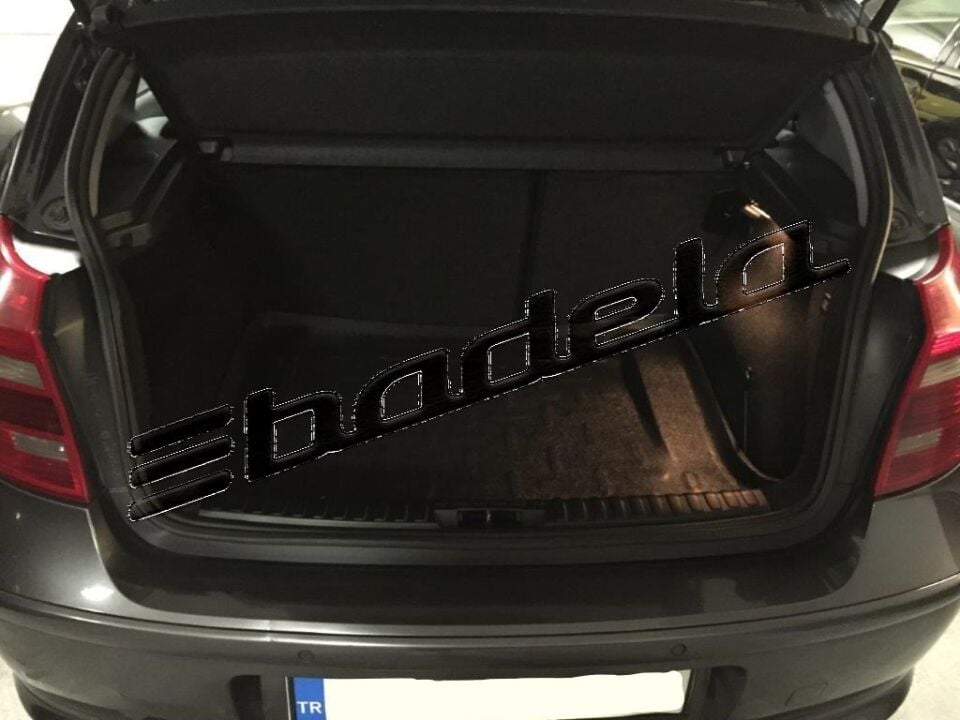 BMW 1 Serisi E87 Hatchback 2005-2011 Siyah 3D Kauçuk Kokusuz Bagaj Havuzu