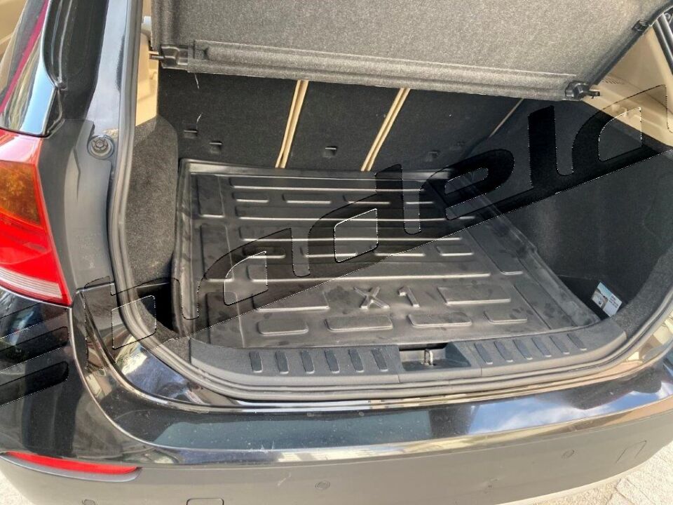 BMW X1 E84 2010-2015 Siyah 3D Kauçuk Kokusuz Bagaj Havuzu